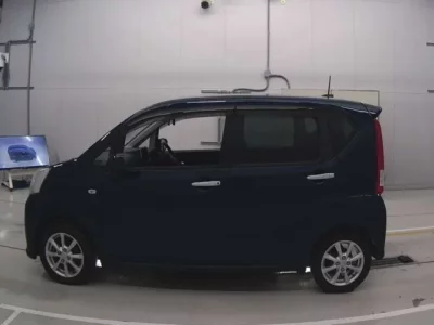 Daihatsu MOVE  с аукциона в Японии