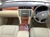 Toyota CROWN лот № 478 оценка 3.5  с аукциона в Японии 2