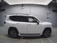 Toyota LAND CRUISER лот № 20153 оценка 4.5  с аукциона в Японии 2