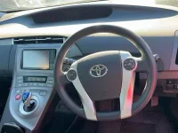 Toyota PRIUS PHV лот № 80097 оценка X  с аукциона в Японии 2