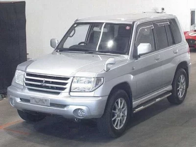 Mitsubishi PAJERO IO  с аукциона в Японии