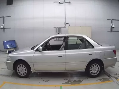 Toyota CARINA  с аукциона в Японии