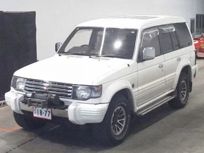 Mitsubishi PAJERO