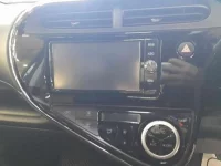 Toyota AQUA лот № 30646 оценка 4  с аукциона в Японии 9