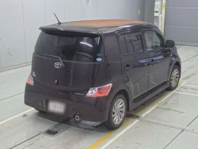 Toyota BB  с аукциона в Японии