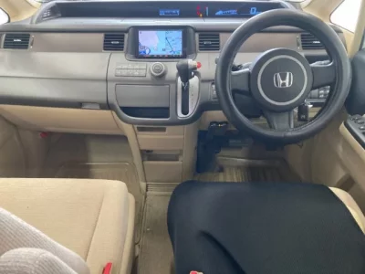 Honda STEP WAGON  с аукциона в Японии