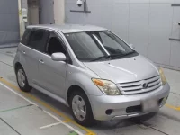 Toyota IST лот № 30659 оценка 3.5  с аукциона в Японии 4