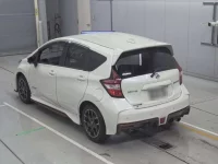 Nissan NOTE лот № 30658 оценка 4.5  с аукциона в Японии 5