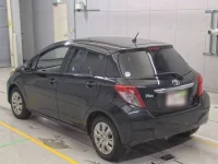 Toyota VITZ лот № 30664 оценка RA  с аукциона в Японии 5