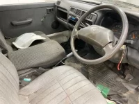 Toyota TOWN ACE TRUCK лот № 3703 оценка 3.5  с аукциона в Японии 2