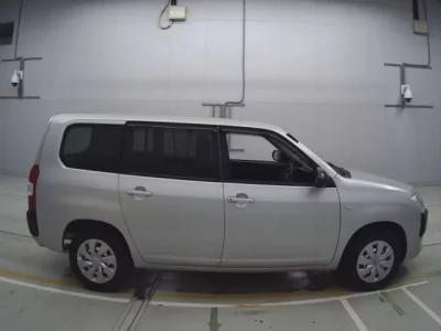 Toyota PROBOX  с аукциона в Японии