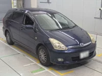 Toyota WISH лот № 30680 оценка 4  с аукциона в Японии 4