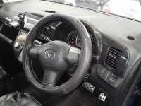 Toyota WISH лот № 30680 оценка 4  с аукциона в Японии 6