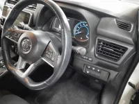 Nissan LEAF лот № 30681 оценка 4  с аукциона в Японии 6