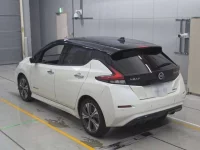 Nissan LEAF лот № 30681 оценка 4  с аукциона в Японии 5