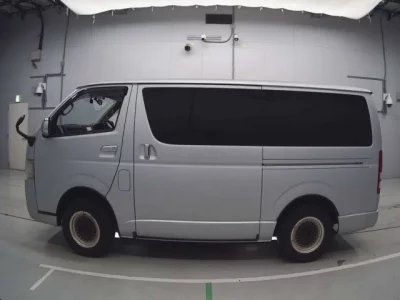Toyota REGIUS ACE VAN