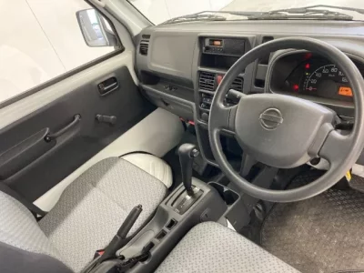 Nissan CLIPPER TRUCK