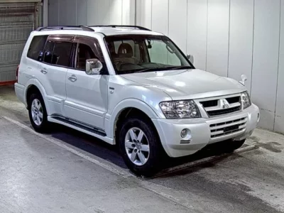 Mitsubishi PAJERO  с аукциона в Японии