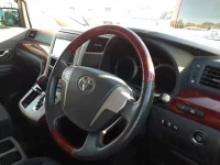 Toyota ALPHARD лот № 30704 оценка 3.5  с аукциона в Японии 6