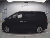 Toyota ALPHARD лот № 30704 оценка 3.5  с аукциона в Японии 3