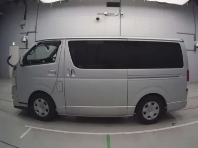 Toyota REGIUS ACE VAN