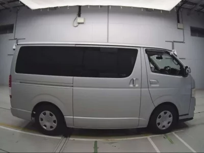 Toyota REGIUS ACE VAN