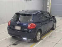 Toyota AURIS лот № 30708 оценка 3.5  с аукциона в Японии 1