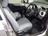 Toyota VITZ лот № 2544 оценка 3.5  с аукциона в Японии 2