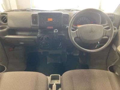 Mitsubishi MINICAB VAN