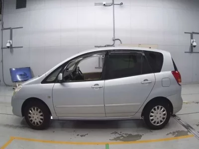 Toyota COROLLA SPACIO