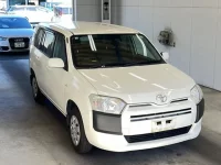 Toyota SUCCEED лот № 3818 оценка 4  с аукциона в Японии 3