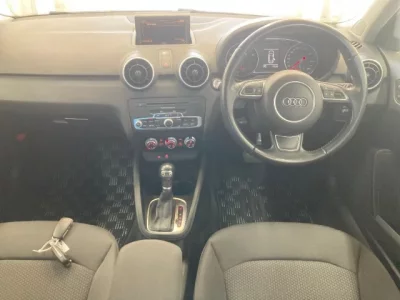 Audi A1  с аукциона в Японии