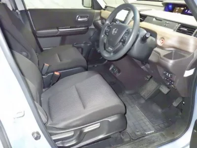 Honda FREED  с аукциона в Японии