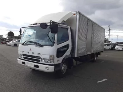 Mitsubishi FUSO FIGHTER