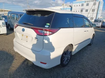 Toyota ESTIMA HYBRID