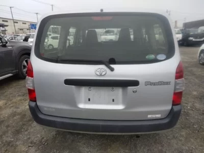 Toyota PROBOX  с аукциона в Японии