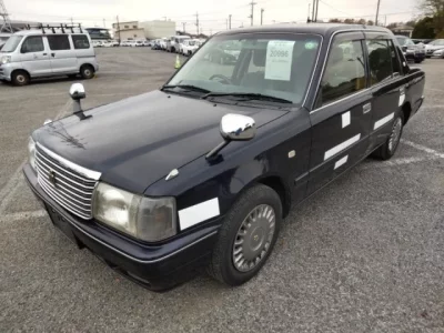 Toyota CROWN COMFORT  с аукциона в Японии