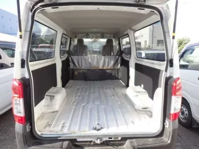 Nissan CARAVAN VAN