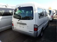 Mazda BONGO VAN лот № 224 оценка 3  с аукциона в Японии 1