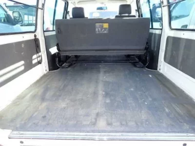 Mazda BONGO VAN  с аукциона в Японии