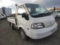 Mazda BONGO лот № 19724 оценка 3  с аукциона в Японии 1