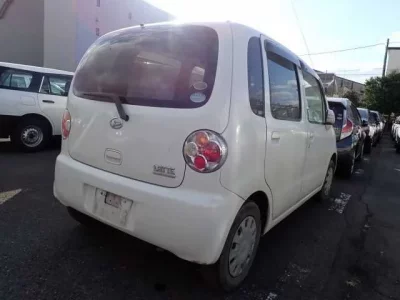 Daihatsu MOVE LATTE