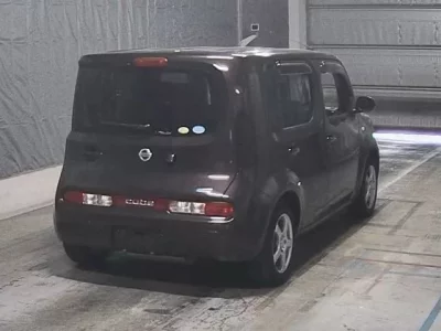 Nissan CUBE  с аукциона в Японии