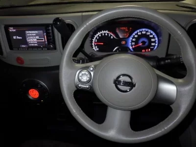Nissan CUBE  с аукциона в Японии