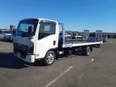 Isuzu ELF  с аукциона в Японии