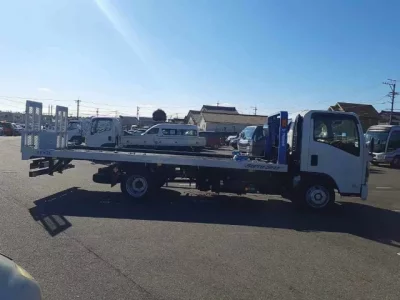 Isuzu ELF  с аукциона в Японии