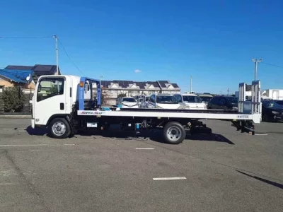 Isuzu ELF  с аукциона в Японии