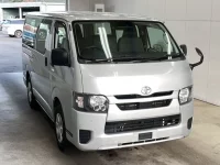Toyota HIACE VAN лот № 3852 оценка R  с аукциона в Японии 3
