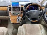 Toyota ALPHARD лот № 3865 оценка 3.5  с аукциона в Японии 2
