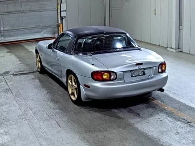 Mazda ROADSTER  с аукциона в Японии